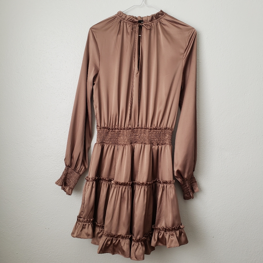 Aeom Satin Mauve Ruffled Long Sleeve Dress Small - Picture 4 of 16